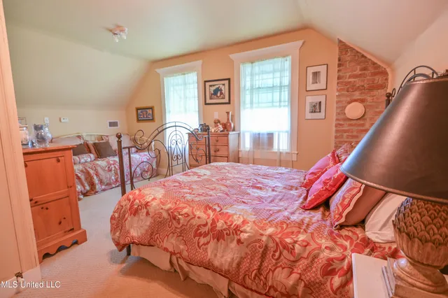 $440,000 | 204 Arlington Avenue, Natchez, MS 39120