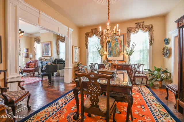 $440,000 | 204 Arlington Avenue, Natchez, MS 39120