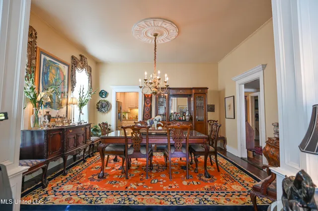 $440,000 | 204 Arlington Avenue, Natchez, MS 39120