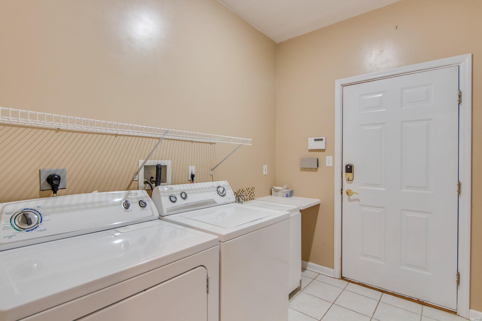 1669 Carman Road Ballwin, MO 63021 - Photo 27 of 86 Gallery Image 27