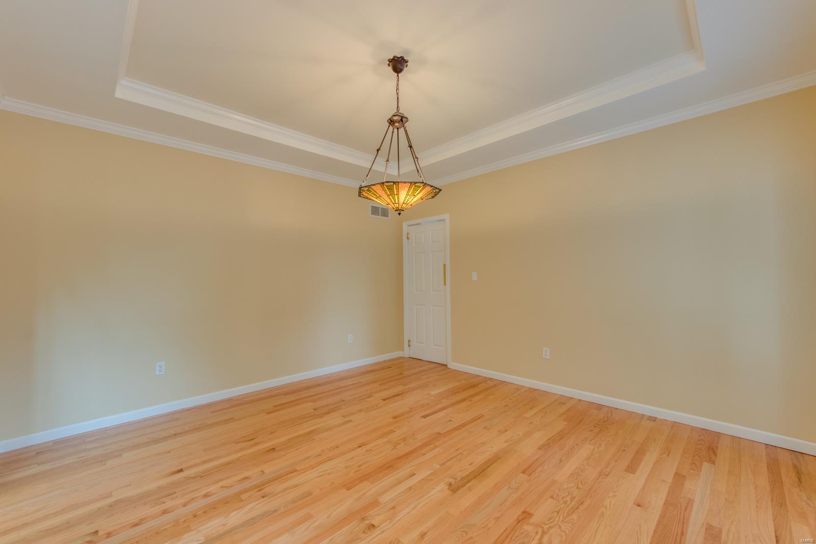 1669 Carman Road Ballwin, MO 63021 - Photo 9 of 86 Gallery Image 9