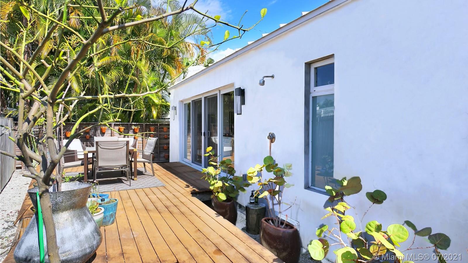 4 Farrey Lane Miami Beach, FL 33139 - Photo 11 of 14