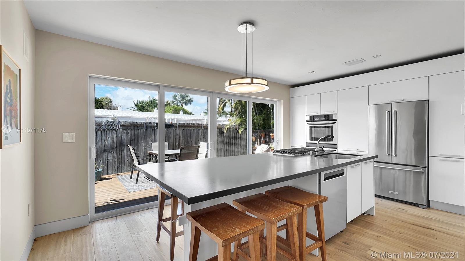 4 Farrey Lane Miami Beach, FL 33139 - Photo 5 of 14