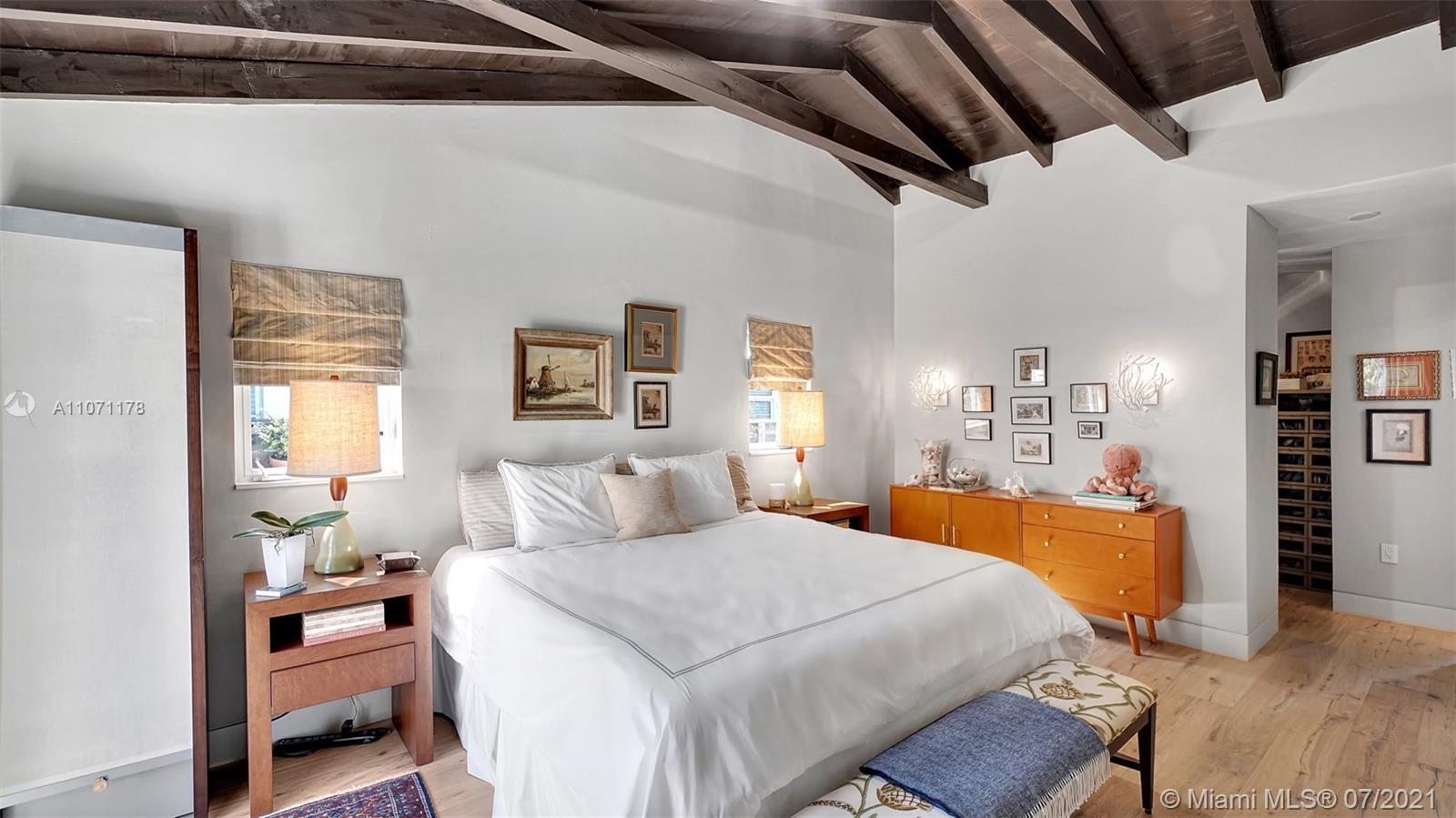 4 Farrey Lane Miami Beach, FL 33139 - Photo 7 of 14