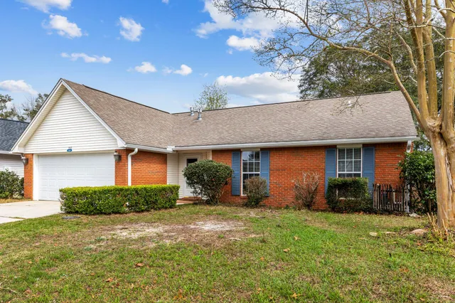 $2,025 | 1569 Meadowbrook Court, Niceville, FL 32578