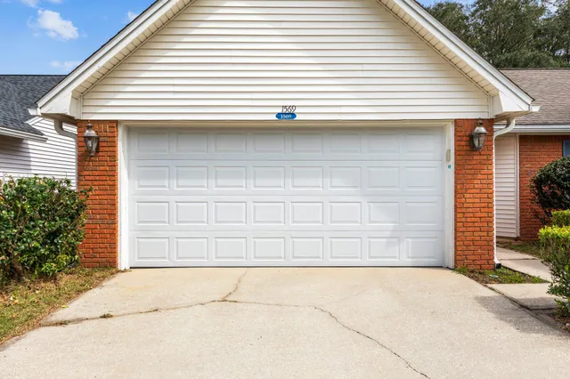 $2,025 | 1569 Meadowbrook Court, Niceville, FL 32578