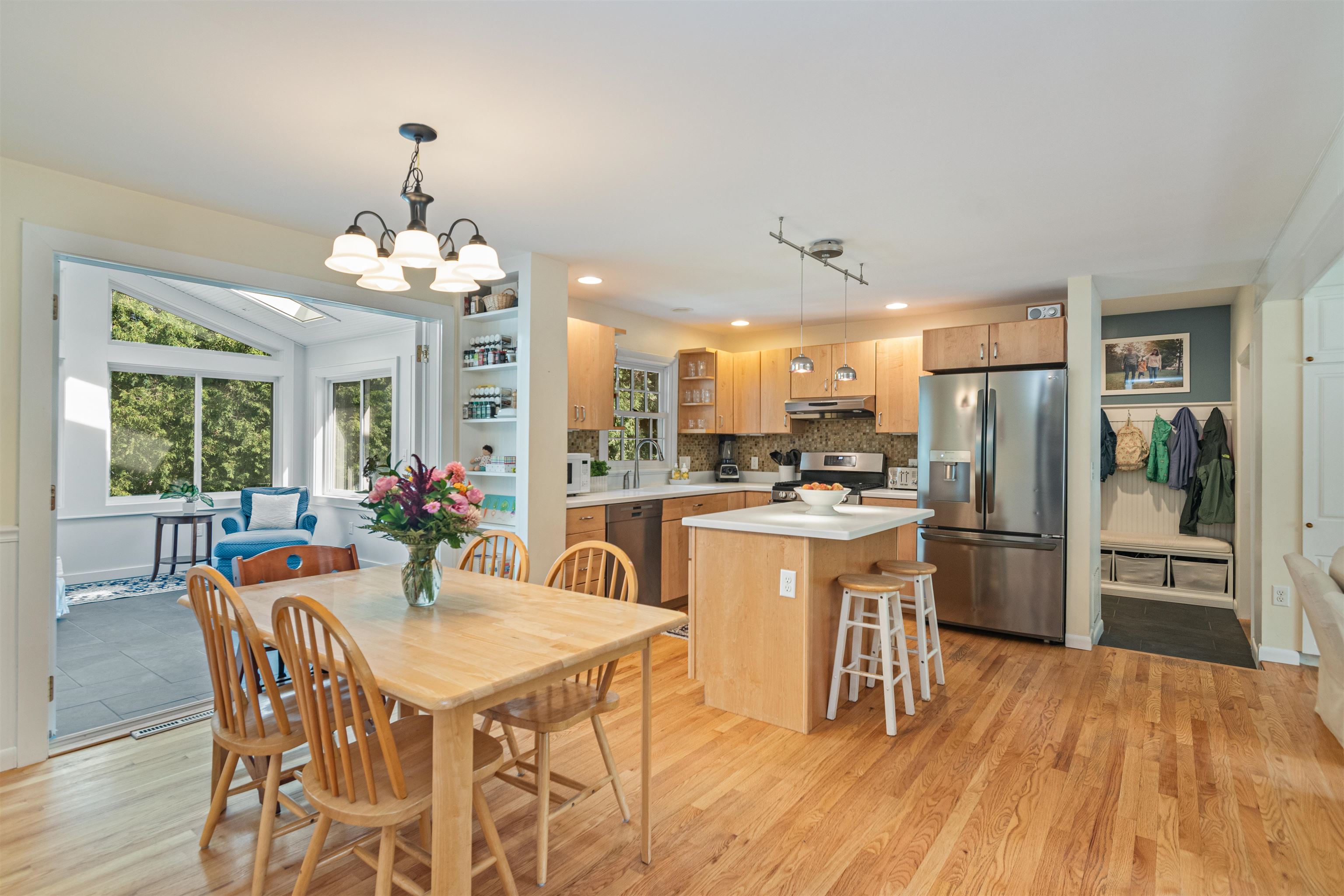 55 Case Parkway Burlington, VT 05401 - Photo 3 of 56