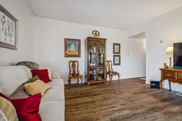 $112,000 | 475 North Highland Street, Unit 7L, Memphis, TN 38122