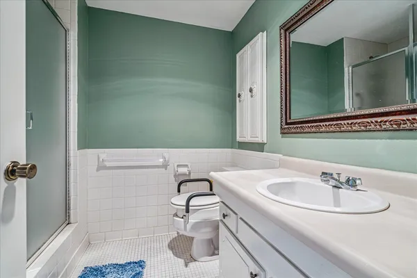 $112,000 | 475 North Highland Street, Unit 7L, Memphis, TN 38122