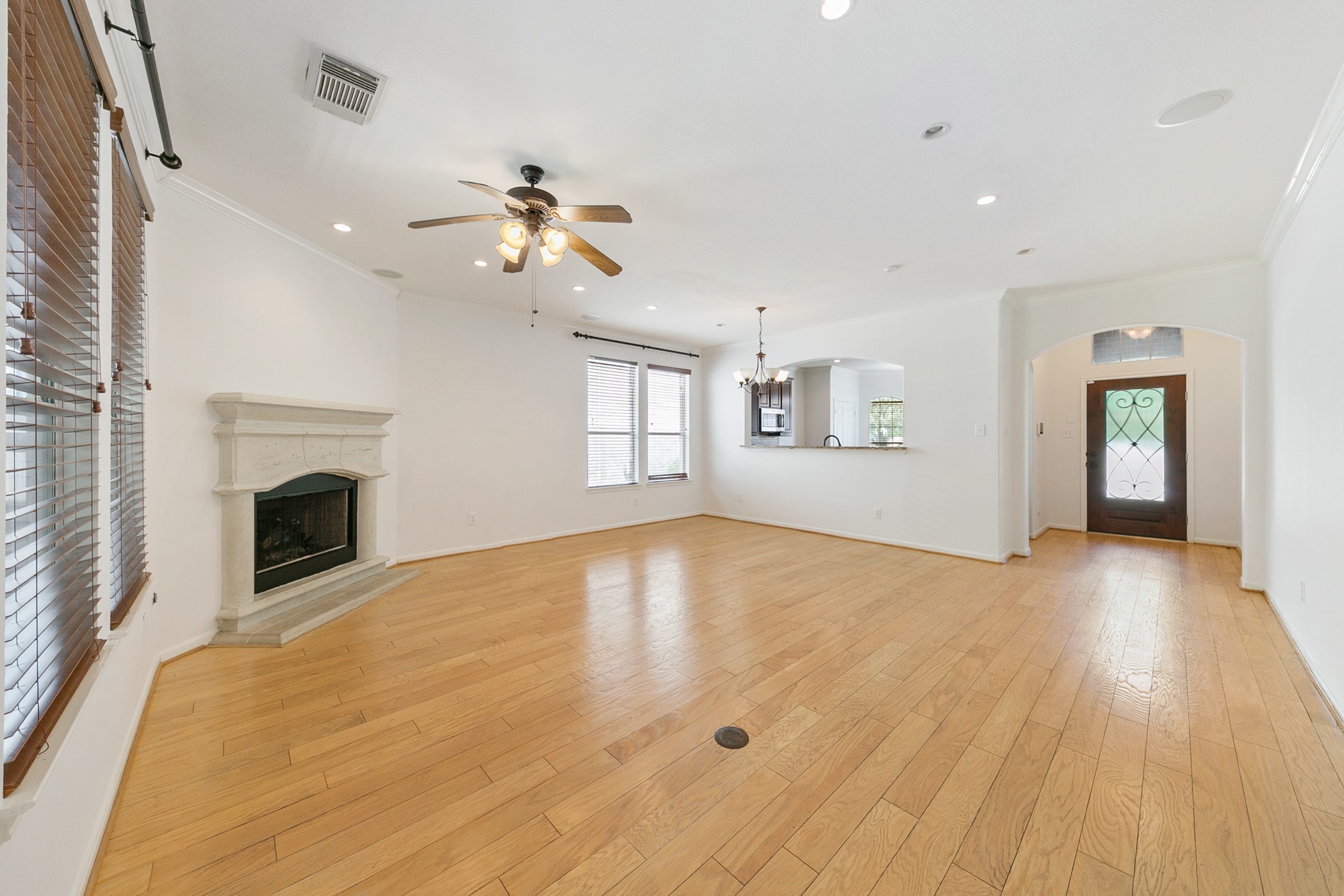 24527 Spring Harbor Drive Spring, TX 77373 - Photo 8 of 22