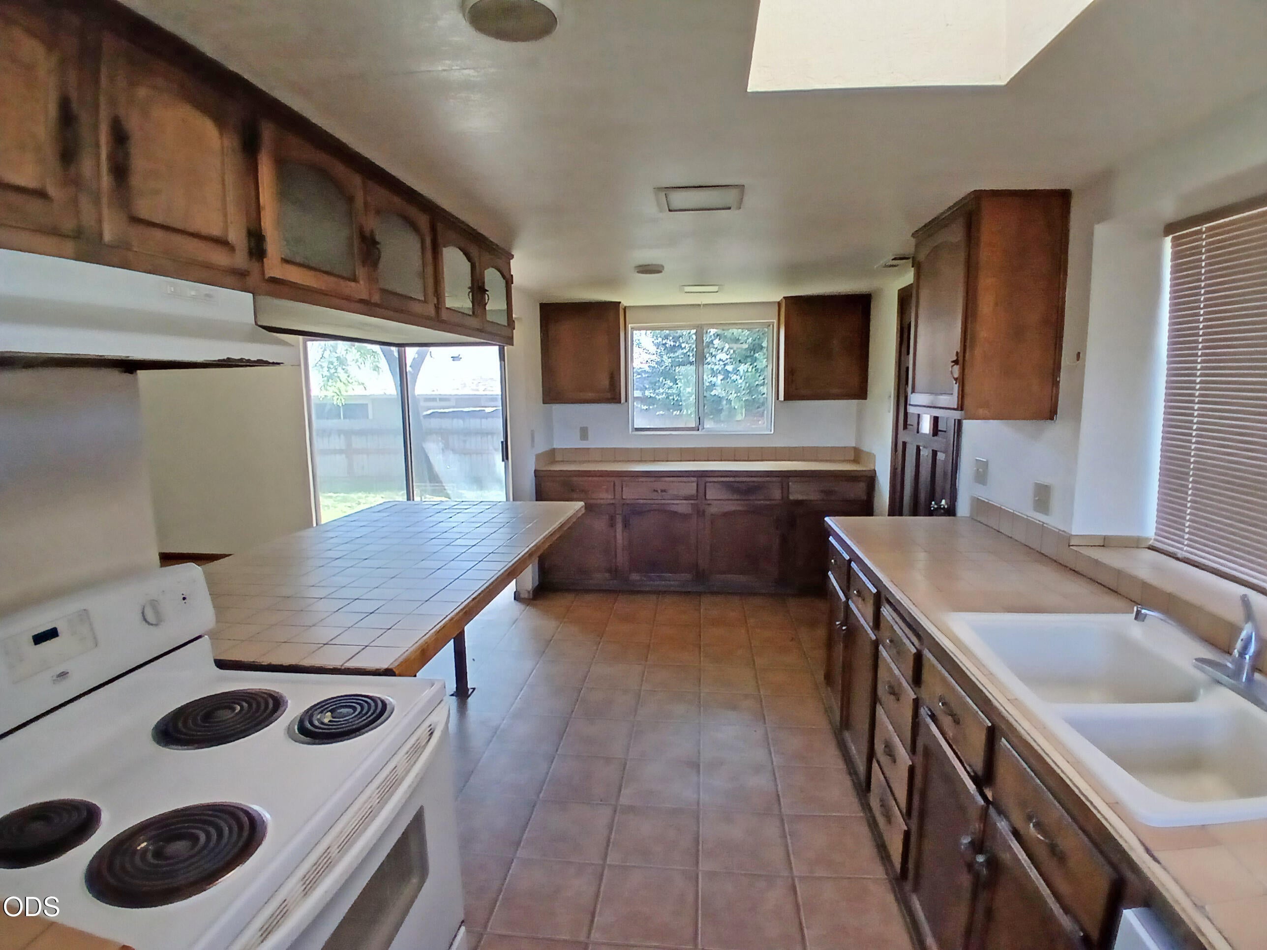 1340 Dowell Road Grants Pass, OR 97527 - Photo 10 of 24 Gallery Image 10