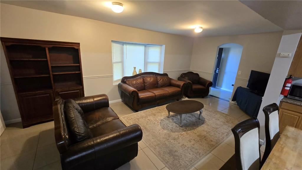 2669 Knoll Road Southeast Smyrna, GA 30080 - Photo 9 of 24