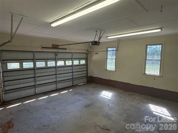 $2,300 | 1131 Kendrick Road, Gastonia, NC 28056