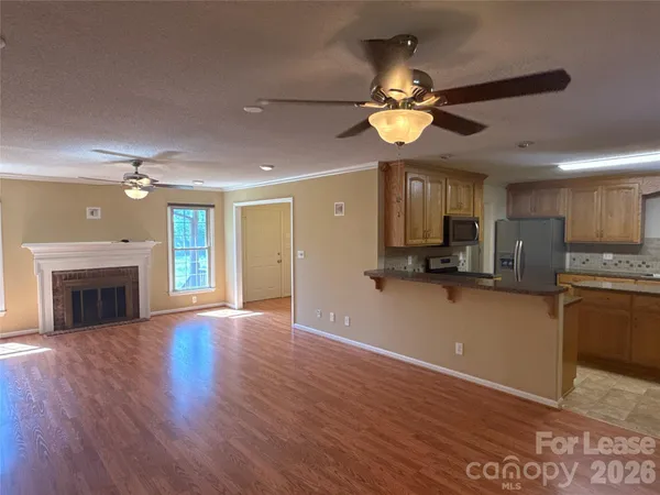 $2,300 | 1131 Kendrick Road, Gastonia, NC 28056