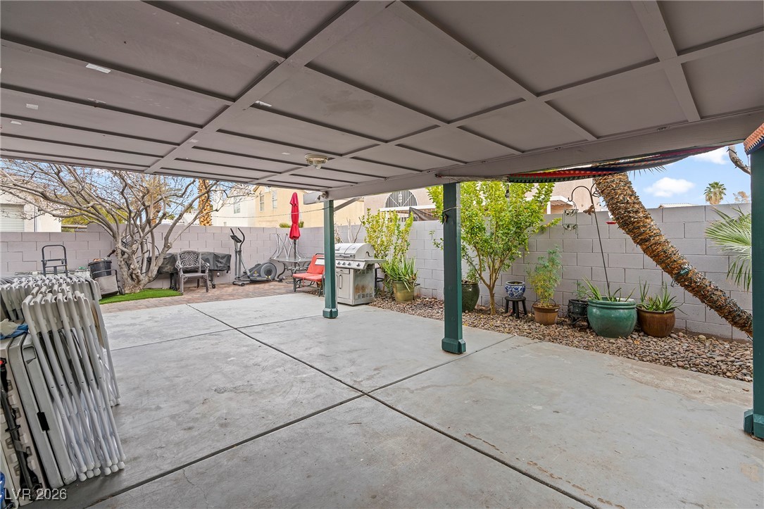 2184 Raspberry Hill Road Las Vegas, NV 89142 - Photo 19 of 21