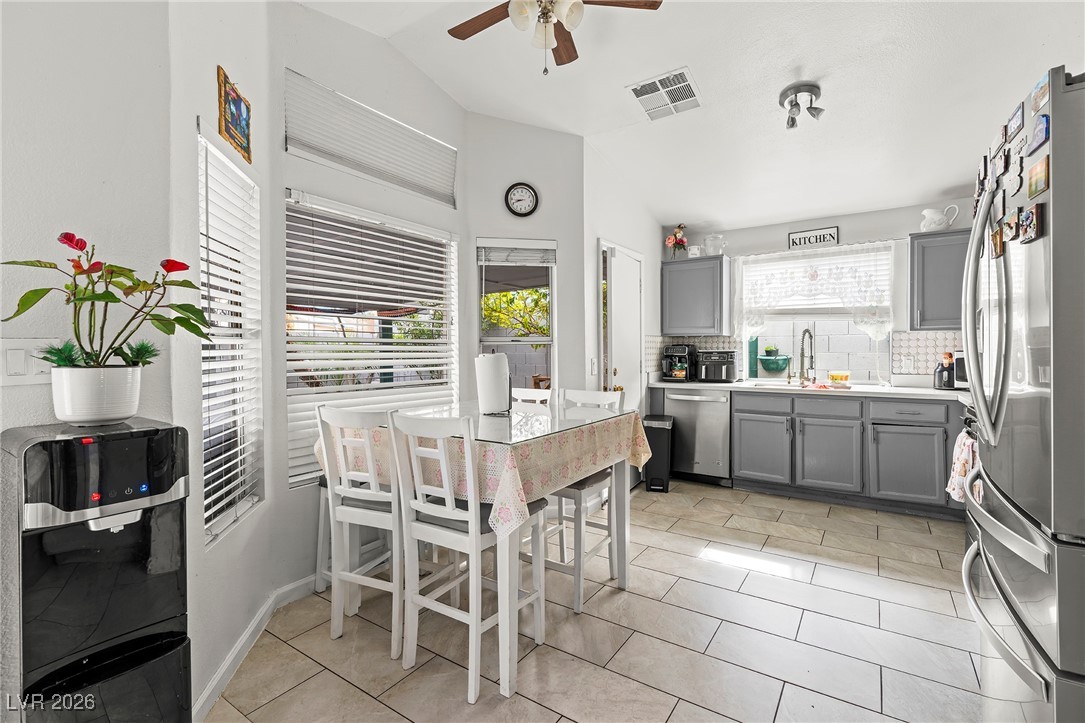 2184 Raspberry Hill Road Las Vegas, NV 89142 - Photo 3 of 21