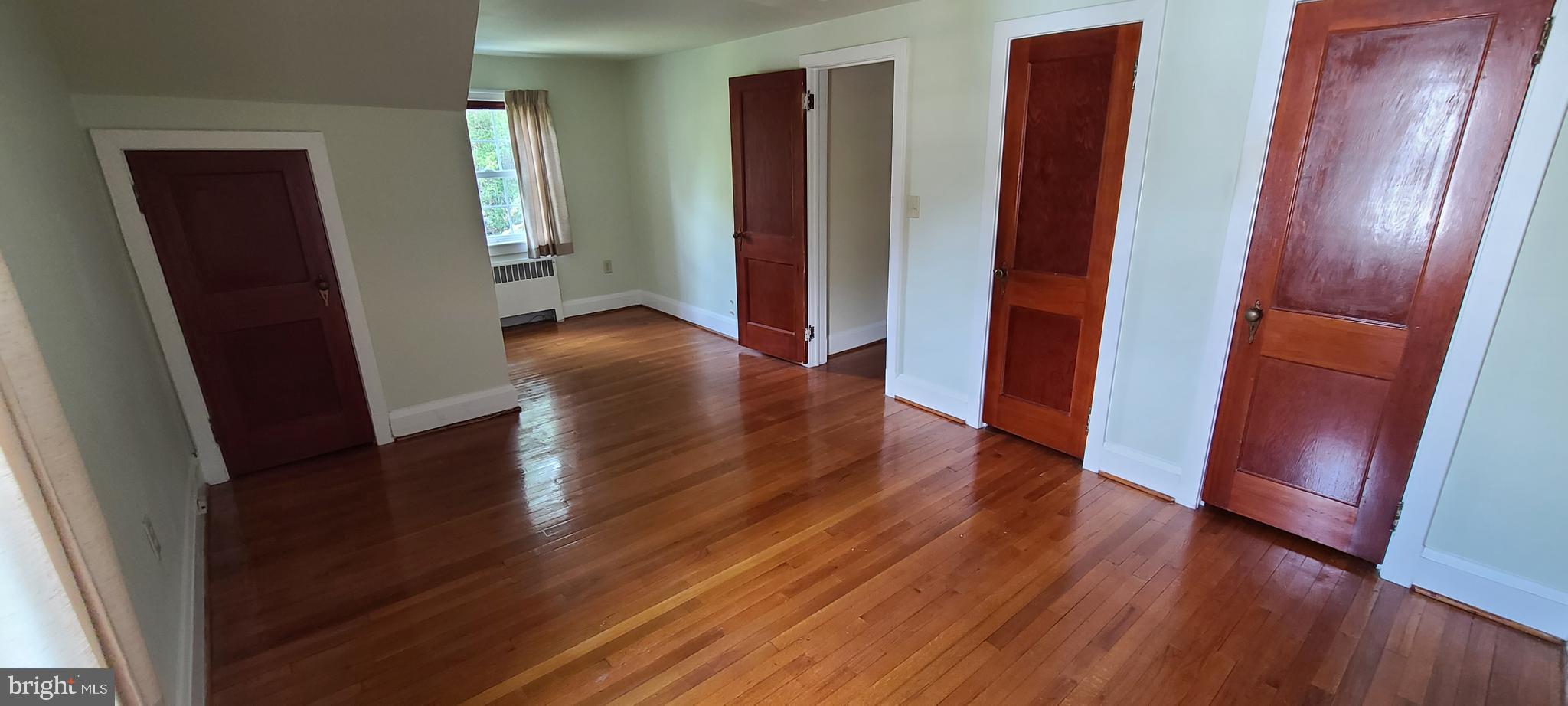 25 Dunmore Road Baltimore, MD 21228 - Photo 17 of 26