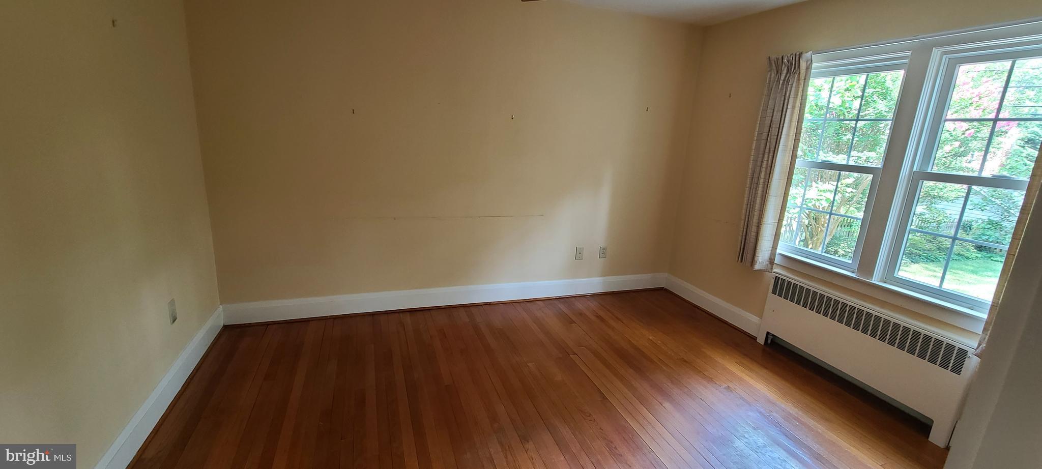 25 Dunmore Road Baltimore, MD 21228 - Photo 9 of 26