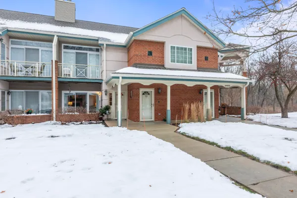 18950 Toldt Woods Drive, Unit 20, Brookfield, WI 53045