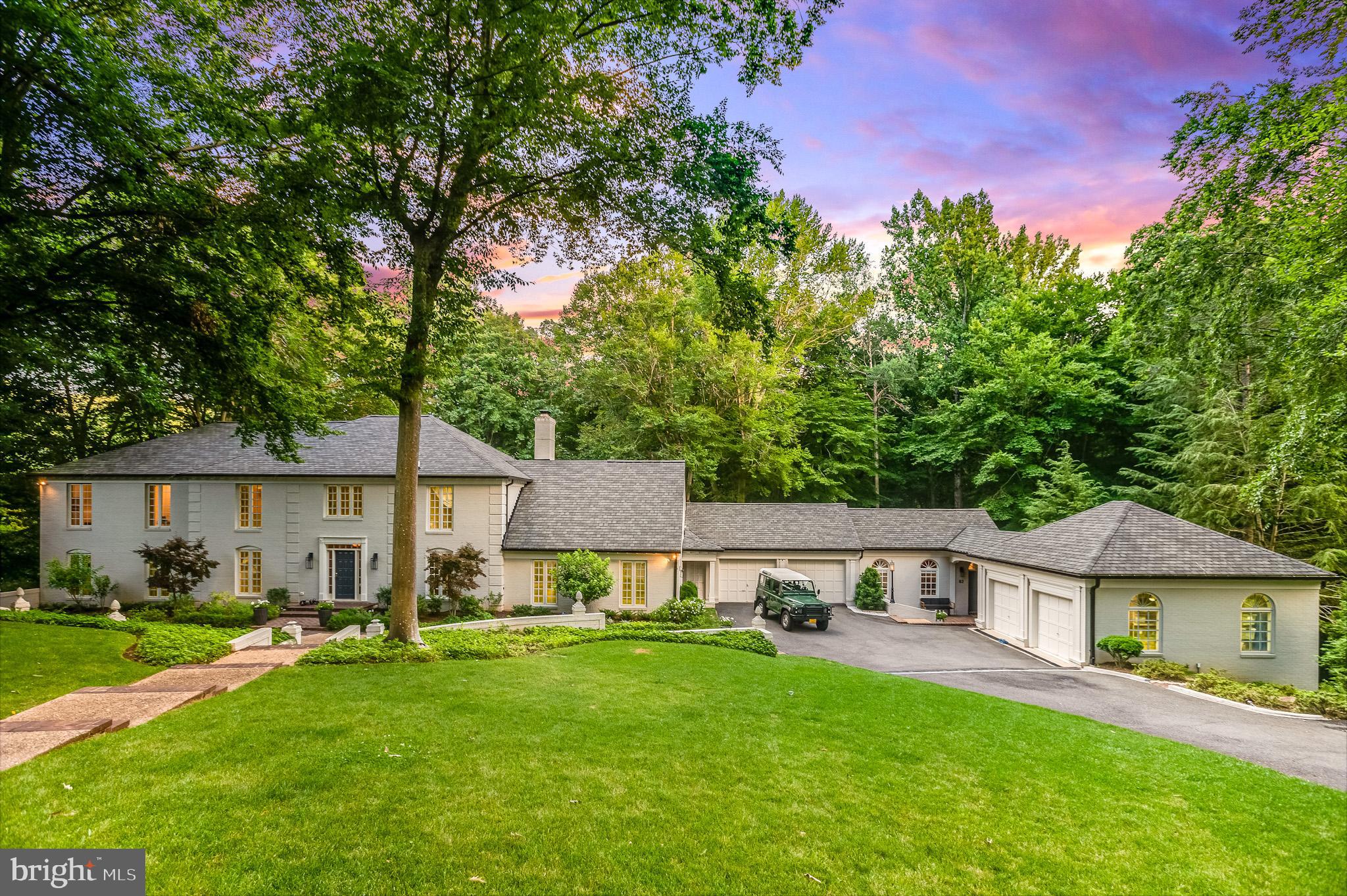 Spectacular Estate Home!