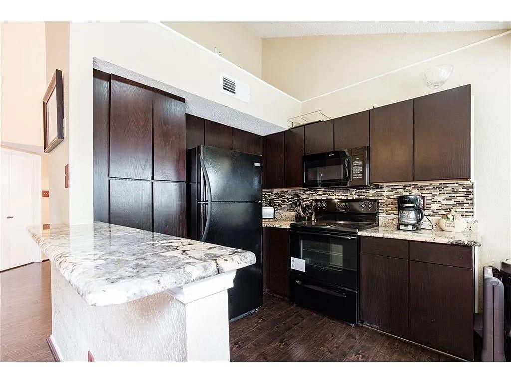519 Ranch Trail, Unit 134 Irving, TX 75063 - Photo 12 of 20
