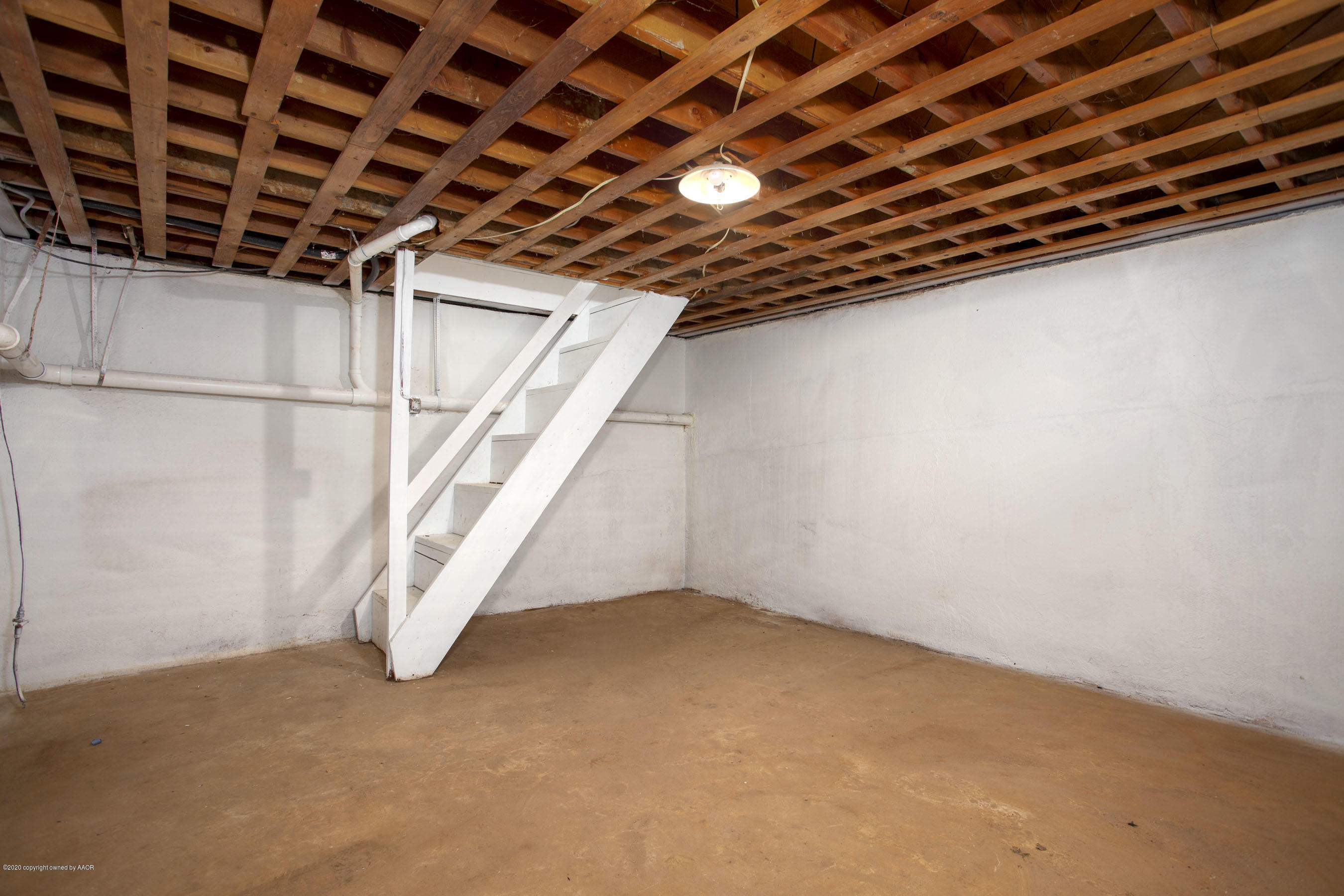 4408 South Travis Street Amarillo, TX 79110 - Photo 20 of 25 a view of an empty room