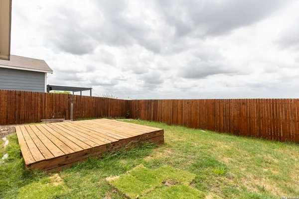$1,600 | 3923 Ivy Path, St. Hedwig, TX 78152