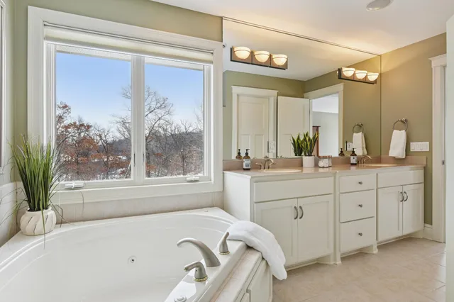 $989,900 | 1411 Archwood Road, Minnetonka, MN 55305