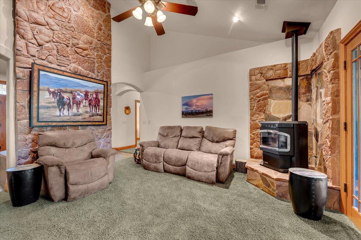 19255 Eighmy Road Cottonwood, CA 96022 - Photo 11 of 144 011-19255 Eighmy Rd - I-39