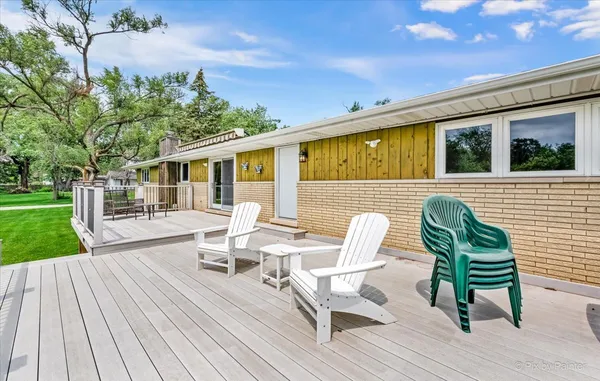 $3,500 | 11251 158th Street, Orland Park, IL 60467