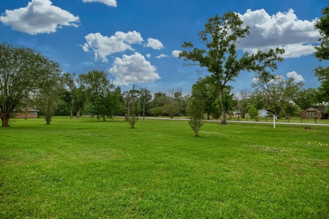 308 County Road 893B Angleton, TX 77515 - Photo 38 of 41 a view of a park