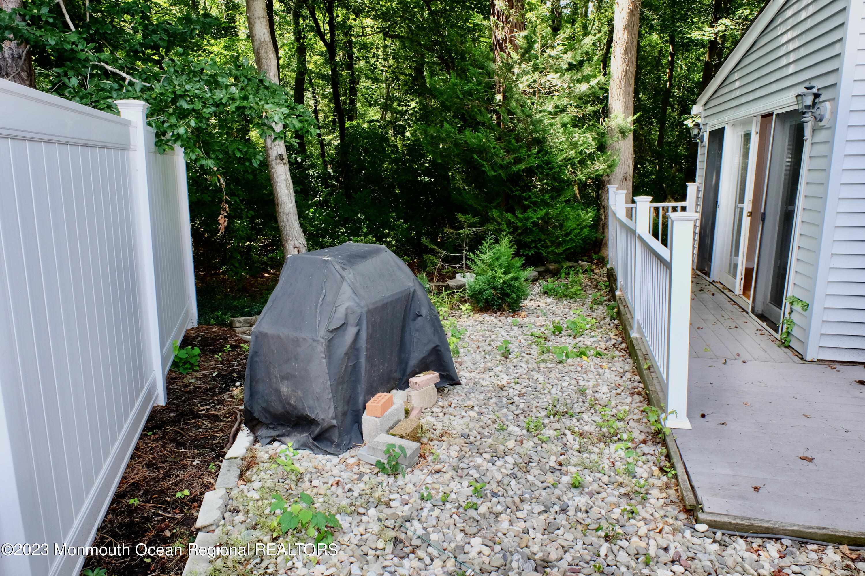 10 Commons Drive Neptune Township, NJ 07753 - Photo 20 of 21 DSCF8530