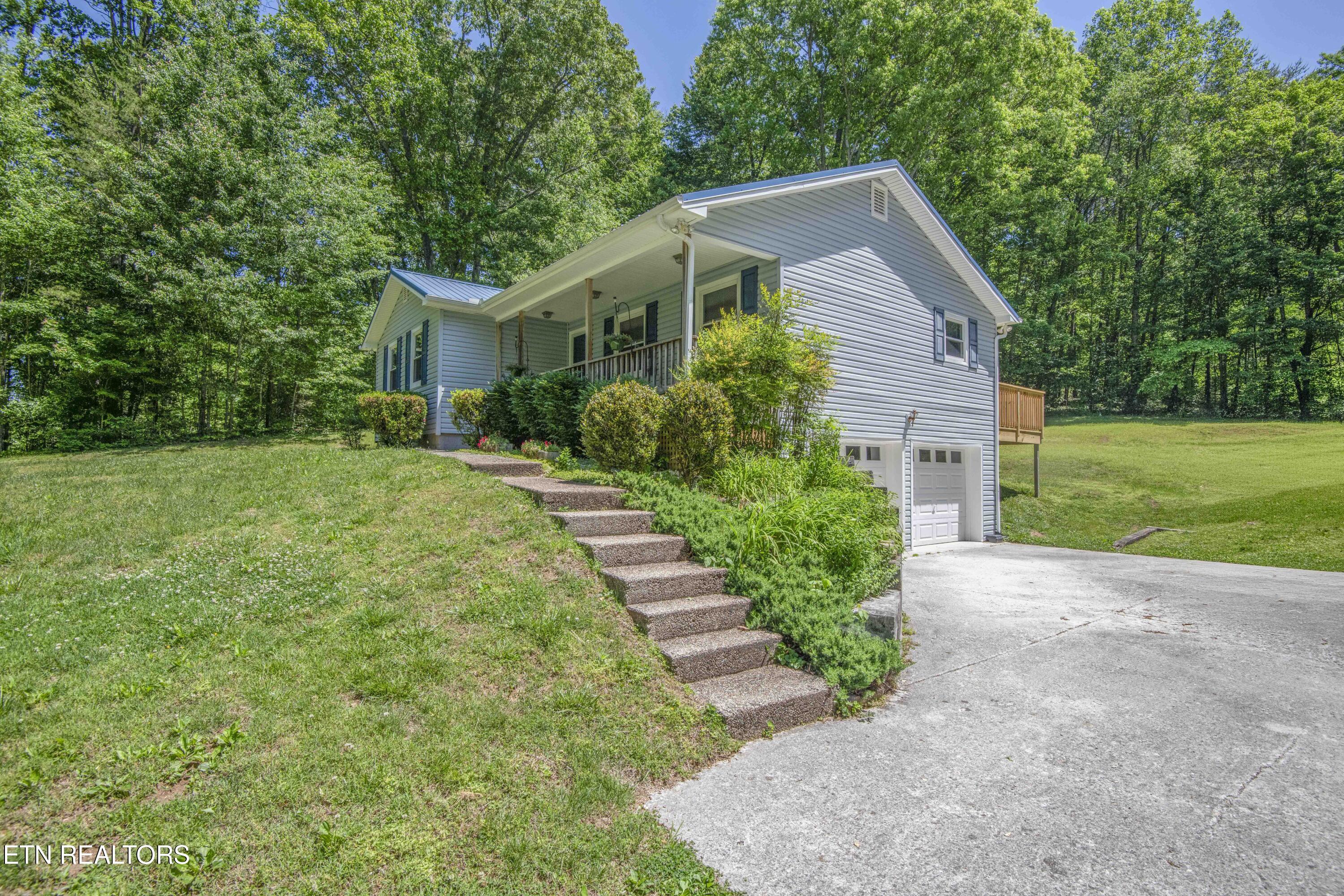 116 Stair Lane Clinton, TN 37716 - Photo 3 of 43 exteior 1_1
