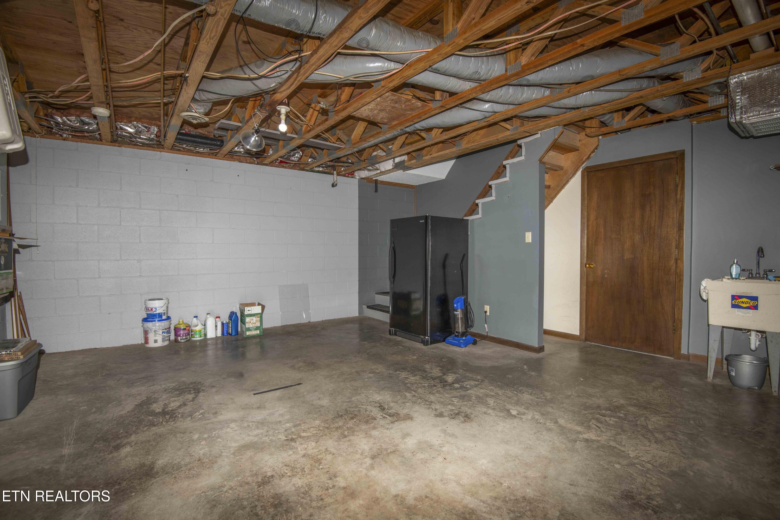 116 Stair Lane Clinton, TN 37716 - Photo 31 of 43 basement_1
