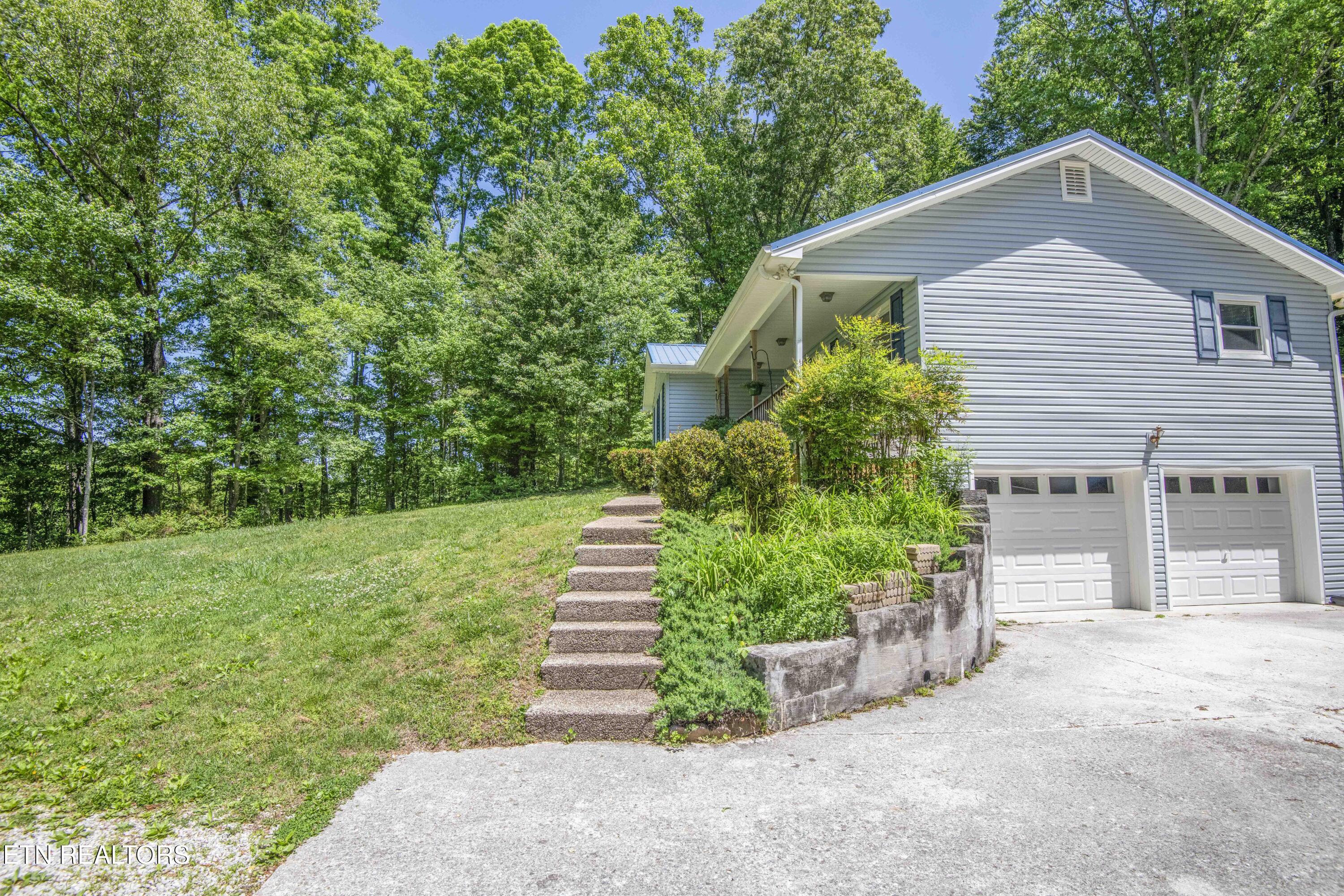 116 Stair Lane Clinton, TN 37716 - Photo 4 of 43 exterior_1