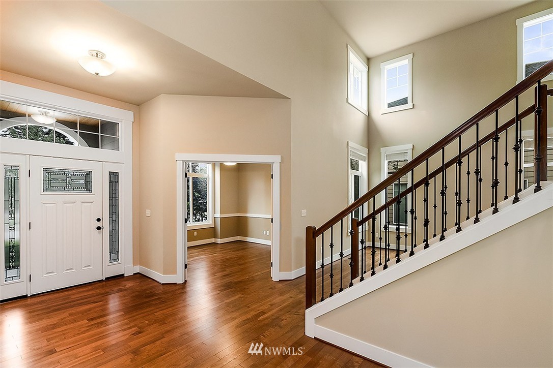 21620 32nd Avenue Southeast Bothell, WA 98021 - Photo 3 of 16