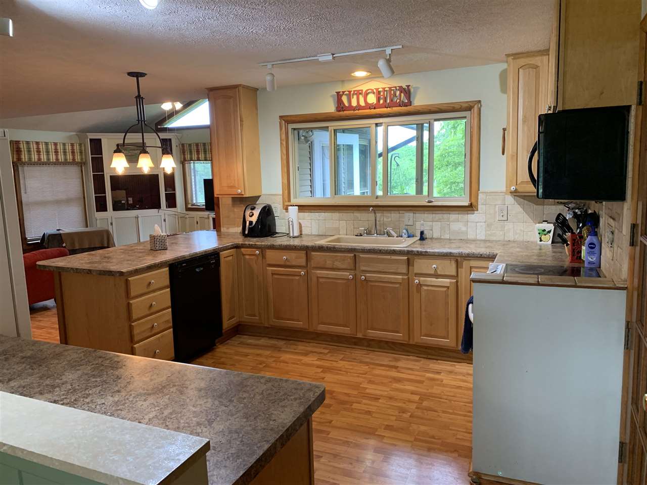 12304 Sutter Road Kewadin, MI 49648 - Photo 13 of 34 1865894-12.JPG