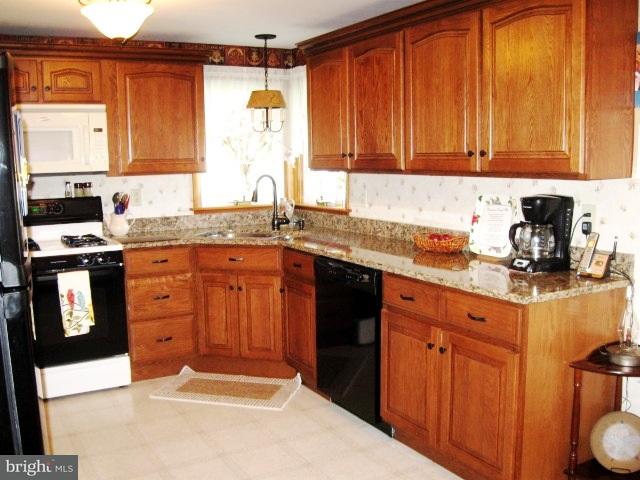 331 George Street Hanover, PA 17331 - Photo 3 of 9 Gallery Image 3