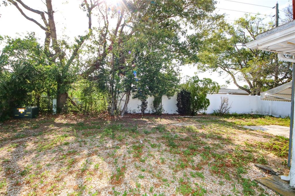 10824 Queens Road Port Richey, FL 34668 - Photo 8 of 24 Gallery Image 8