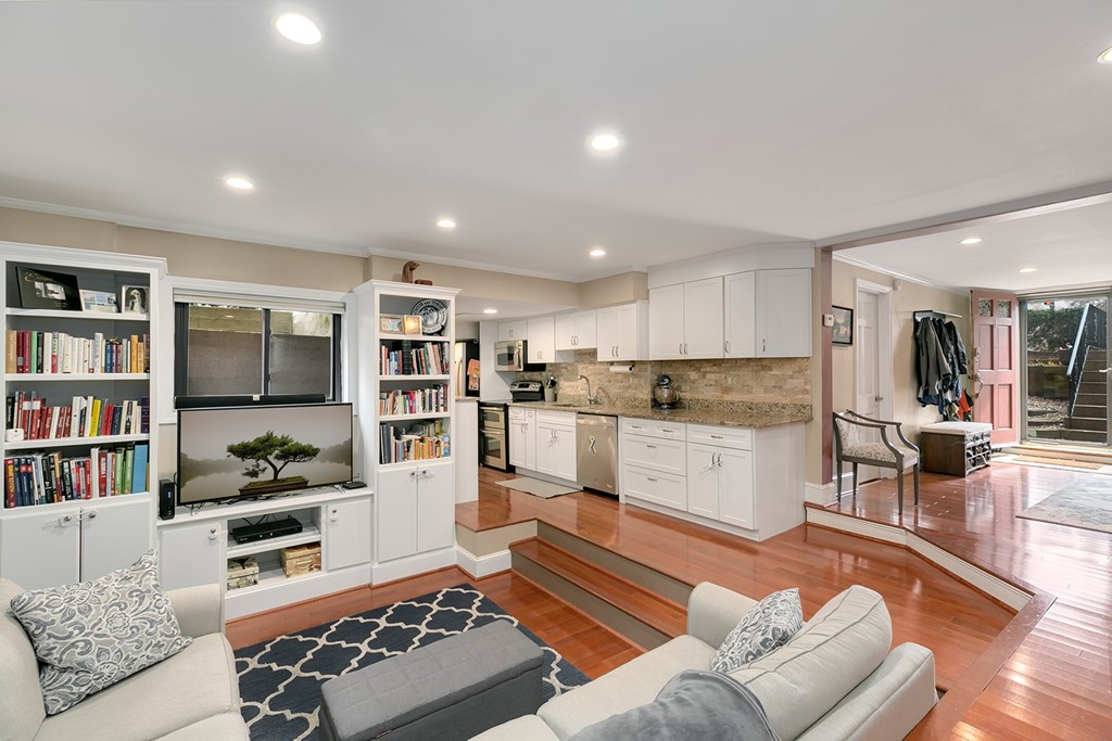 1774 Beacon Street, Unit 1 Brookline, MA 02445 - Photo 12 of 25