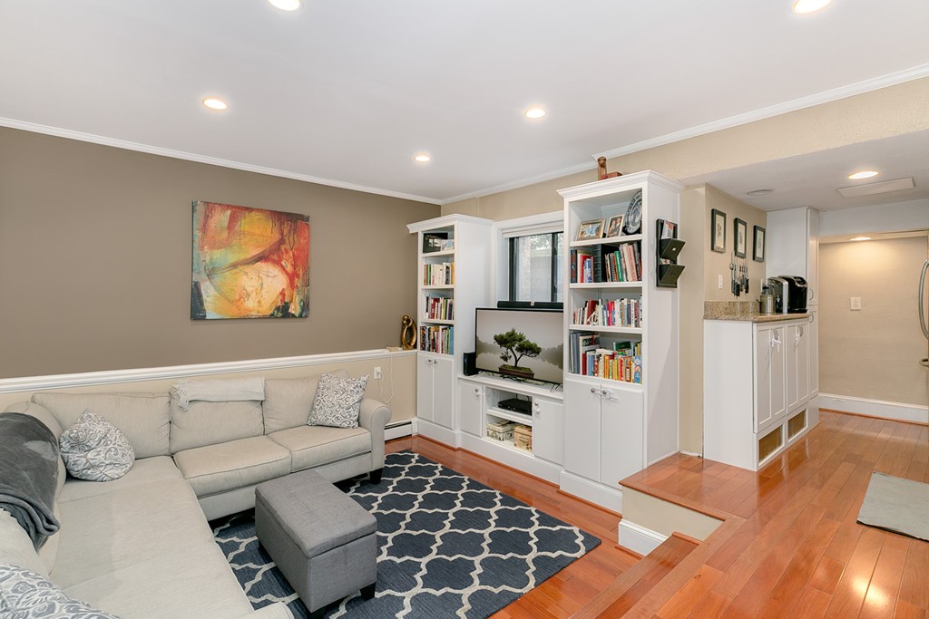 1774 Beacon Street, Unit 1 Brookline, MA 02445 - Photo 14 of 25