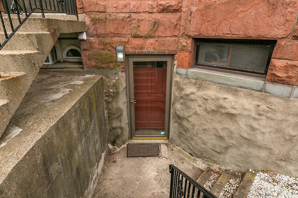 1774 Beacon Street, Unit 1 Brookline, MA 02445 - Photo 3 of 25