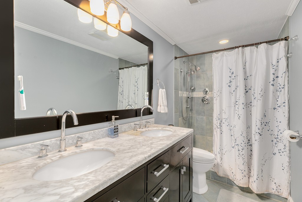 1774 Beacon Street, Unit 1 Brookline, MA 02445 - Photo 8 of 25