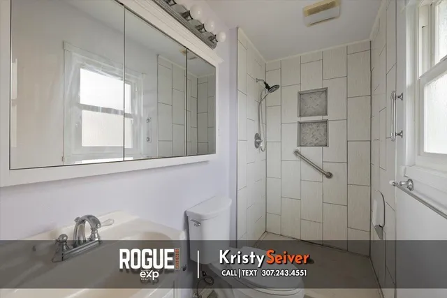 $330,000 | 3600 Navarre Road, Casper, WY 82604