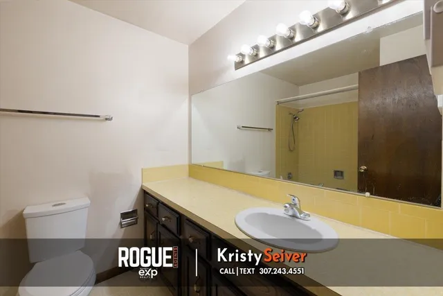 $330,000 | 3600 Navarre Road, Casper, WY 82604