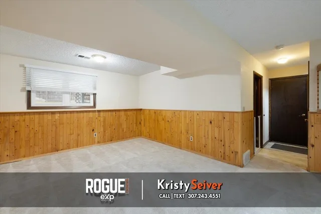 $330,000 | 3600 Navarre Road, Casper, WY 82604