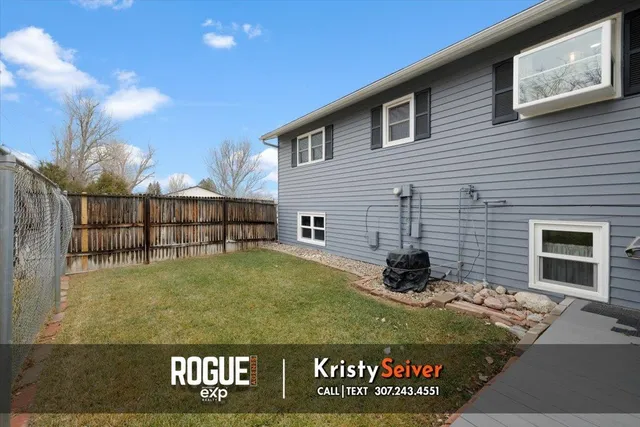 $330,000 | 3600 Navarre Road, Casper, WY 82604