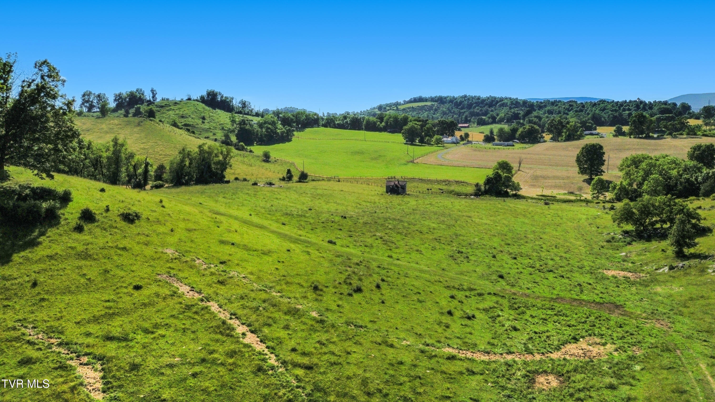 27363 Fudge Road Meadowview, VA 24361 - Photo 48 of 83 dji_fly_20260402_024254_940_178061151056
