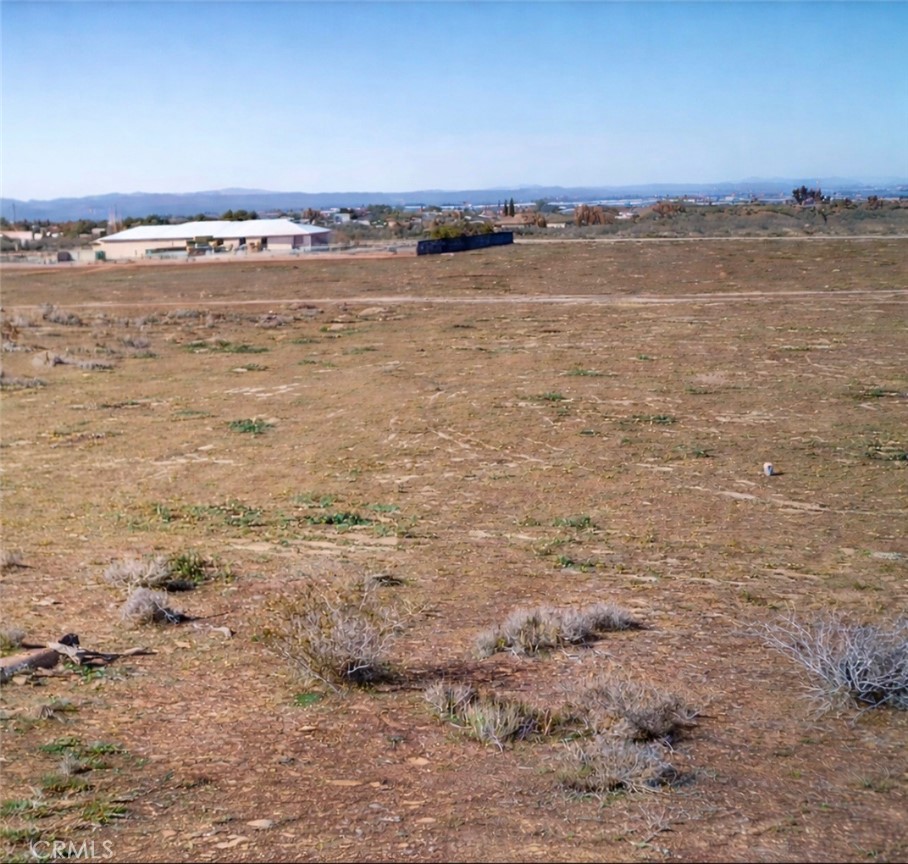 0 Sequoia Phelan, CA 92371 - Photo 4 of 4 a view of an ocean