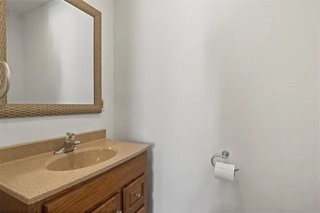 $2,600 | 45 Marsden Road, Rochester, NY 14609